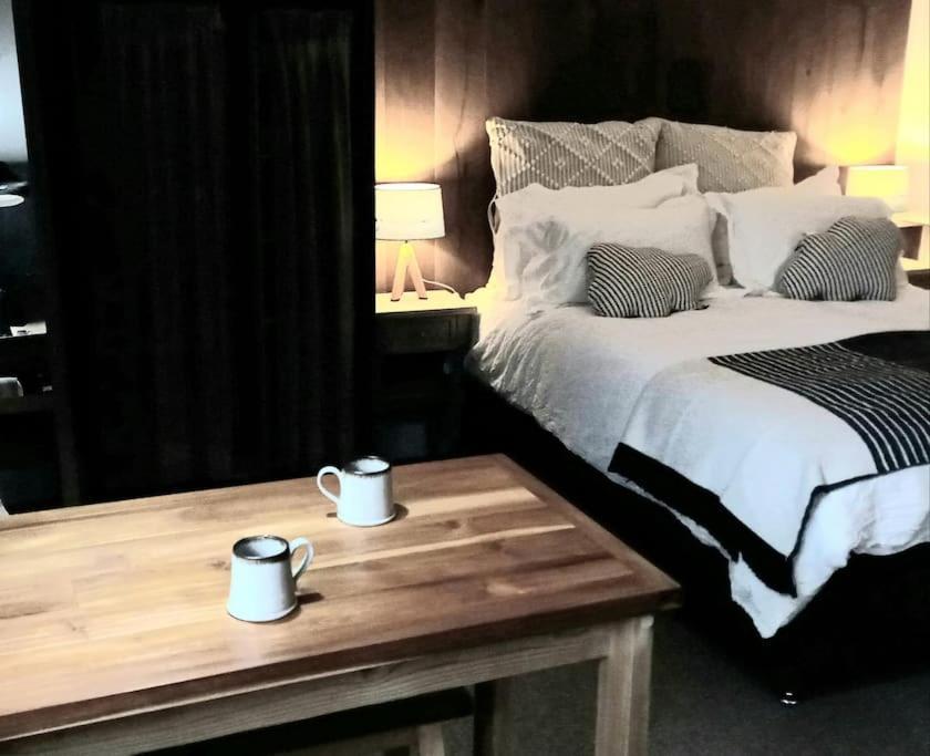 The Old Barn Annexe, Cosy Stay, Close Drive To City, Beach, South Downs & Goodwood Chichester Exterior photo